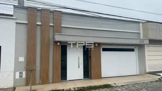 Casa com 5 Quartos à venda, 365m² no Cruz, Lorena