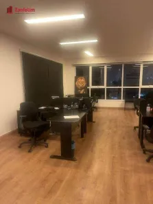 Sala Comercial para alugar, 81m² no Sítio Tamboré Alphaville, Barueri