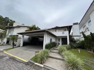 Casa de Condomínio com 3 Quartos à venda, 380m² no Ariribá, Balneário Camboriú