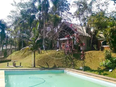 Fazenda/Sítio com 3 Quartos à venda, 230m² no Recreio Primavera, Itapecerica da Serra