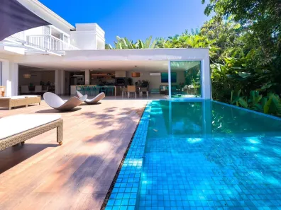 Casa de Condomínio com 5 Quartos para alugar, 388m² no Bairro de Juquehy, São Sebastião