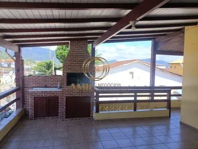 Sobrado com 6 Quartos à venda, 202m² no Canto do Mar, São Sebastião