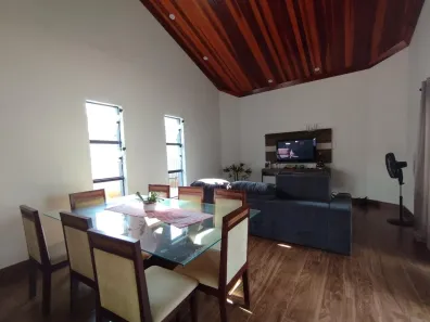 Fazenda/Sítio com 3 Quartos à venda, 230m² no Santa Rita, Piracicaba