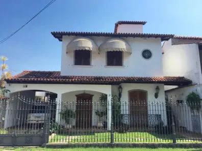 Casa com 4 Quartos à venda, 304m² no São Francisco, Niterói