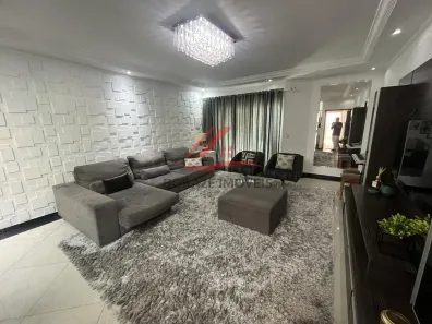 Sobrado com 3 Quartos à venda, 216m² no Parque São Vicente, Mauá