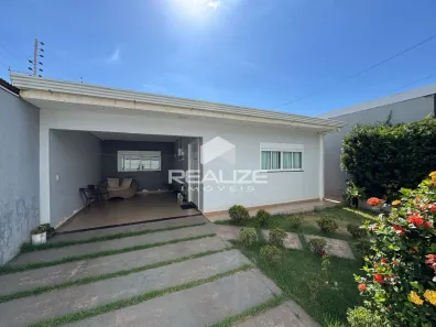Casa com 3 Quartos à venda, 140m² no Três Lagoas, Foz do Iguaçu