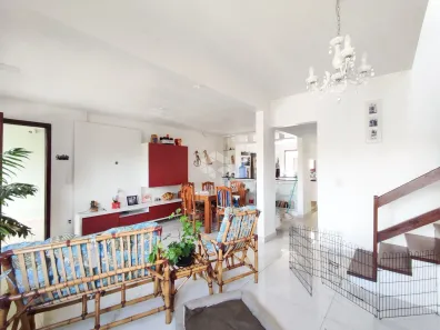 Casa com 3 Quartos à venda, 368m² no Mário Quintana, Porto Alegre