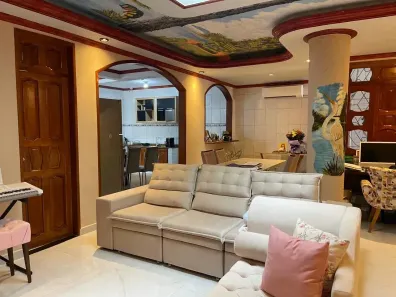 Casa com 3 Quartos para venda ou aluguel, 300m² no Japiim, Manaus