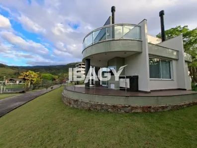 Casa com 3 Quartos para alugar, 203m² no , Santo Amaro da Imperatriz