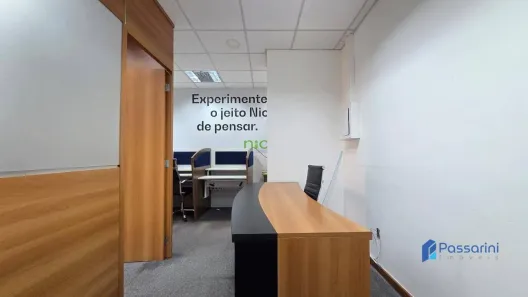 Sala Comercial para alugar, 52m² no Centro, Juiz de Fora