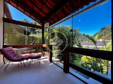 Casa de Condomínio com 4 Quartos à venda, 234m² no Carlos Guinle, Teresópolis