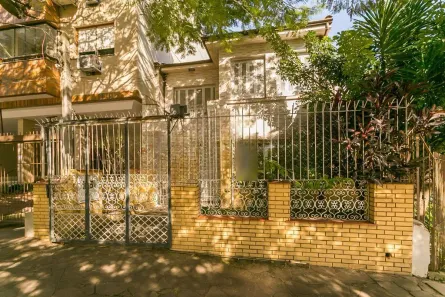 Casa com 4 Quartos à venda, 235m² no Petrópolis, Porto Alegre