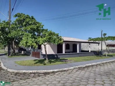 Casa com 3 Quartos para alugar, 100m² no Shangrila, Pontal do Paraná