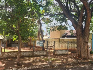 Lote/Terreno à venda, 360m² no Amambaí, Campo Grande