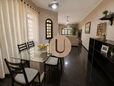 Sobrado com 3 Quartos à venda, 166m² no Jardim Iva, São Paulo