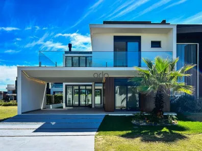Casa de Condomínio com 4 Quartos à venda, 244m² no XANGRI-LÁ, Xangri-lá