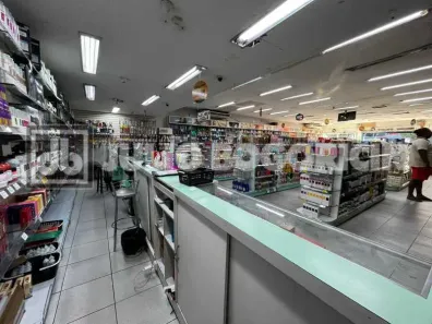 Ponto Comercial para alugar, 304m² no Taquara, Rio de Janeiro