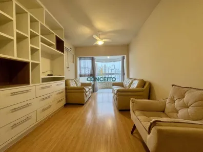 Apartamento com 3 Quartos para alugar, 81m² no Centro, Florianópolis