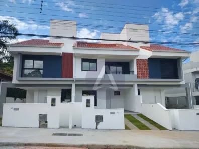 Casa com 3 Quartos à venda, 167m² no Campeche, Florianópolis