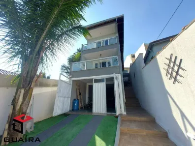 Sobrado com 3 Quartos à venda, 200m² no Vila Valparaíso, Santo André