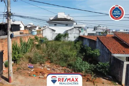 Lote/Terreno à venda, 300m² no Jardim Céu Azul, Patos de Minas