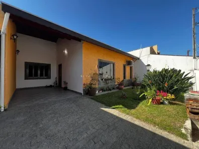 Sobrado com 3 Quartos à venda, 157m² no Jardim Independência, Taubaté