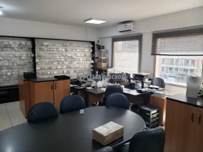Sala Comercial à venda, 61m² no Condomínio Itamaraty, Ribeirão Preto