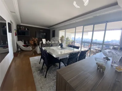 Apartamento com 3 Quartos à venda, 168m² no Vila Firmiano Pinto, São Paulo