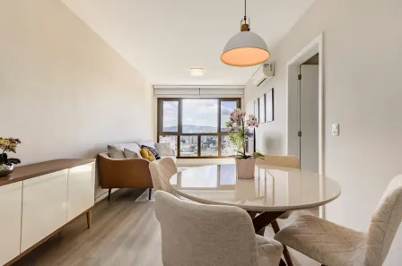 Apartamento com 2 Quartos à venda, 65m² no Petrópolis, Porto Alegre