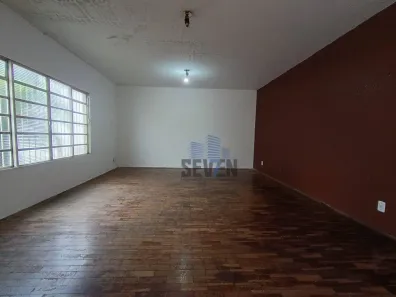 Casa com 3 Quartos para alugar, 191m² no Jardim Panorama, Bauru