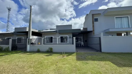 Casa com 3 Quartos à venda, 65m² no Barra do Saí, Itapoá
