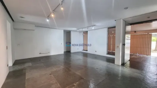 Prédio Comercial com 2 Quartos para alugar, 137m² no Real Parque, São Paulo