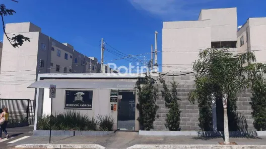 Apartamento com 2 Quartos para alugar, 45m² no Mansour, Uberlândia