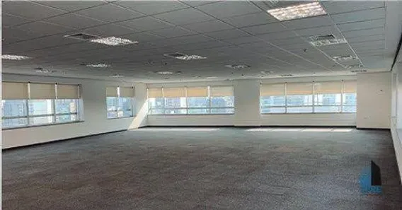 Prédio Comercial para alugar, 4391m² no Liberdade, São Paulo