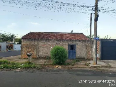 Casa com 2 Quartos à venda, 212m² no Jardim Bom Viver IV, Lins