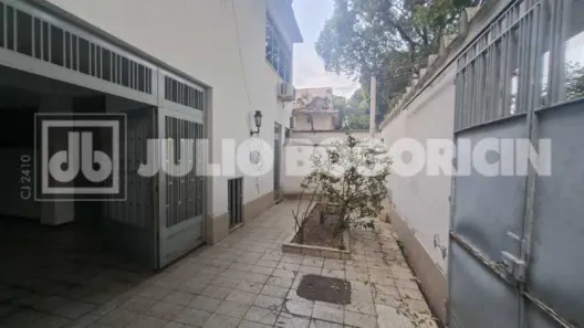 Casa com 4 Quartos à venda, 334m² no Ramos, Rio de Janeiro