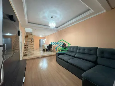 Casa com 4 Quartos à venda, 363m² no Jardim Bom Sucesso, Carapicuíba