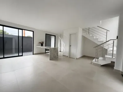 Casa de Condomínio com 4 Quartos à venda, 177m² no Novo Mundo, Curitiba