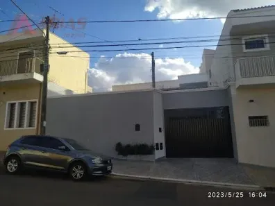 Casa com 2 Quartos à venda, 211m² no Centro, São Carlos