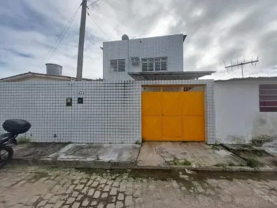 Casa com 2 Quartos para alugar, 80m² no Engenho do Meio, Recife
