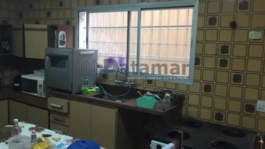Casa com 3 Quartos para venda ou aluguel, 240m² no Jardim Londrina, São Paulo