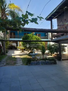 Casa com 3 Quartos à venda, 923m² no Tristeza, Porto Alegre