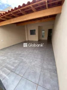 Casa com 3 Quartos à venda, 55m² no Carmelo, Montes Claros