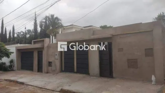 Lote/Terreno à venda, 525m² no Ibituruna, Montes Claros