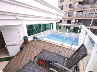 Apartamento com 4 Quartos à venda, 240m² no Pioneiros, Balneário Camboriú