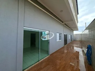 Apartamento com 2 Quartos para alugar, 60m² no Cidade Jardim, Uberlândia