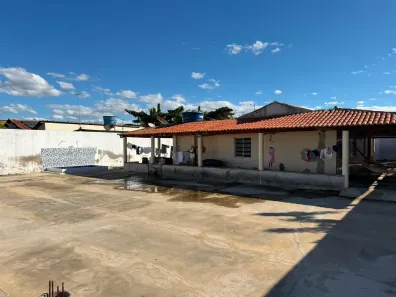 Casa com 3 Quartos à venda, 700m² no , Petrolina
