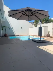 Casa de Condomínio com 4 Quartos à venda, 350m² no Recreio dos Bandeirantes, Rio de Janeiro