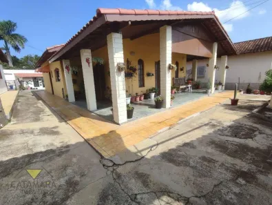 Casa com 3 Quartos à venda, 160m² no Parque das Varinhas, Mogi das Cruzes