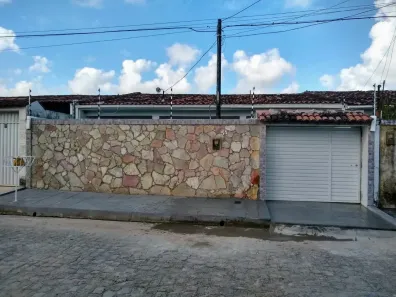 Casa com 3 Quartos à venda, 160m² no Tabuleiro do Martins, Maceió